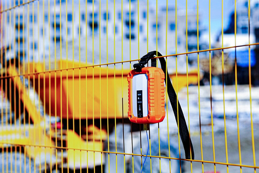 A Maturix Sensor is attached to fencing ready to support hot weather concreting.